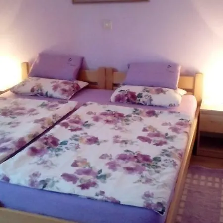 Raj Muraj Apartman Kornic