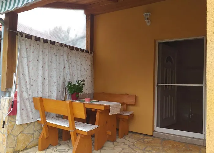 Raj Muraj Apartment Kornic
