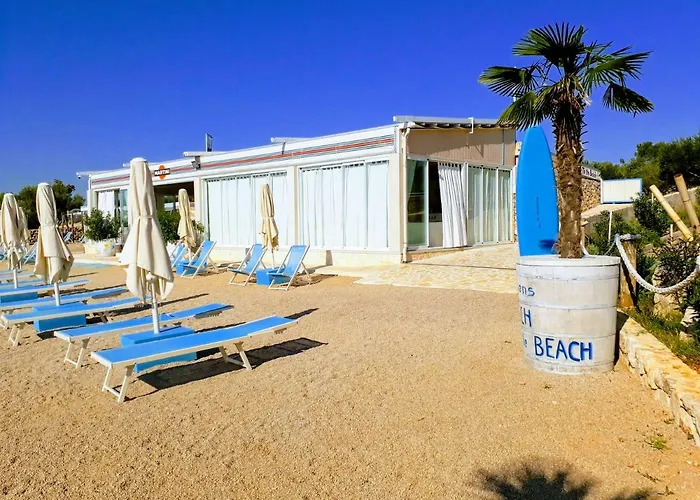 Raj Muraj Apartment *