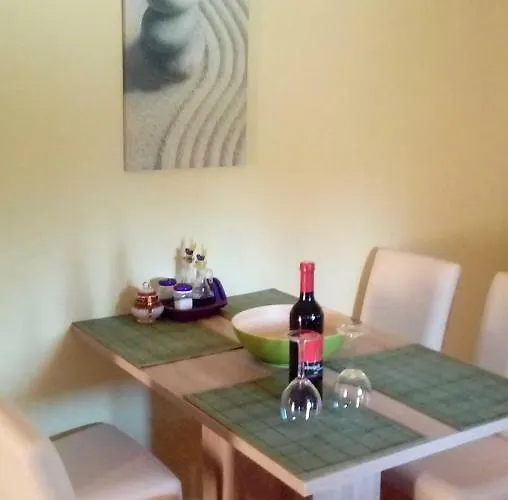 Raj Muraj Apartment Kornic